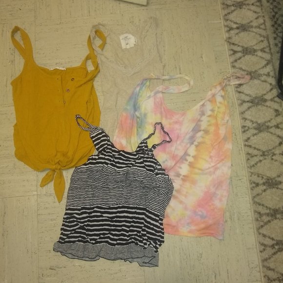 Tank Top Bundle - Picture 3 of 8